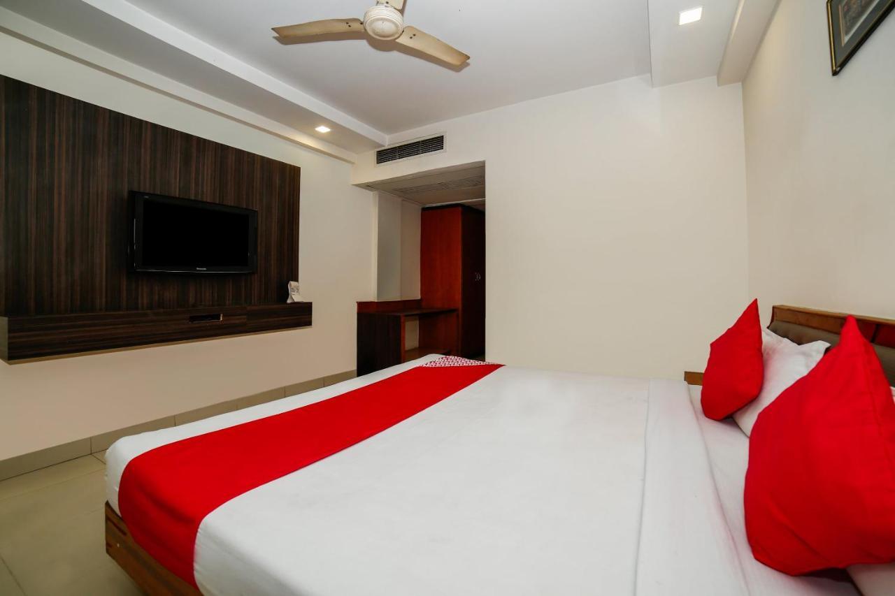 Hotel Shelter Gwalior Buitenkant foto