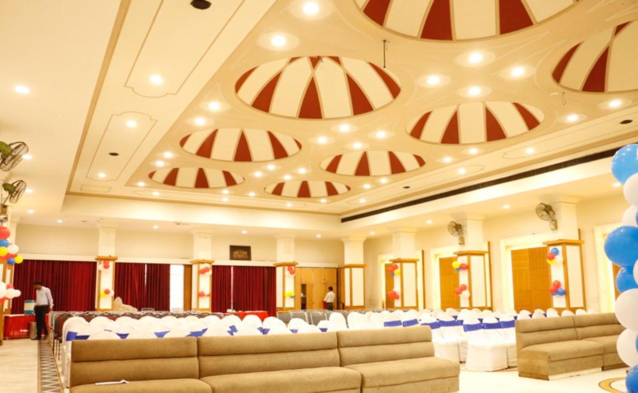 Hotel Shelter Gwalior Buitenkant foto