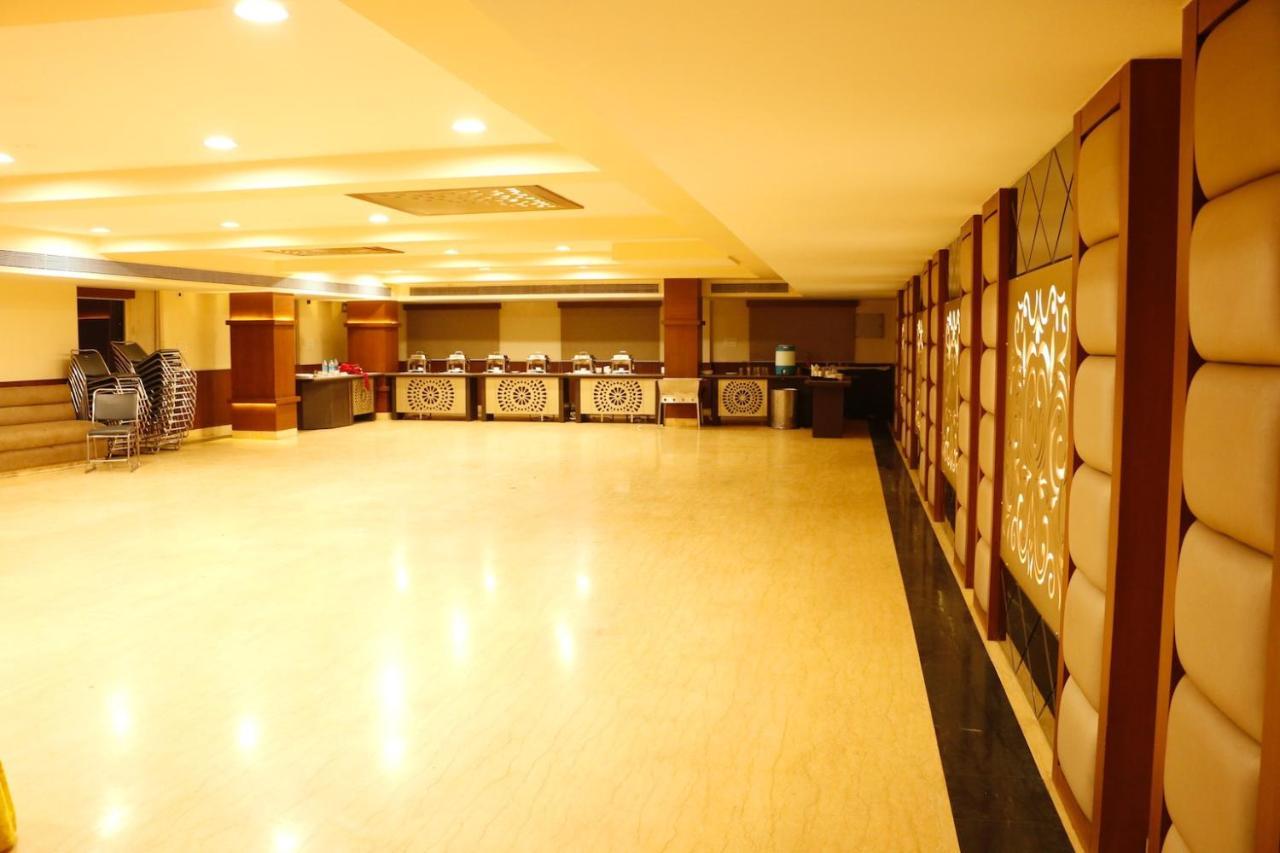 Hotel Shelter Gwalior Buitenkant foto